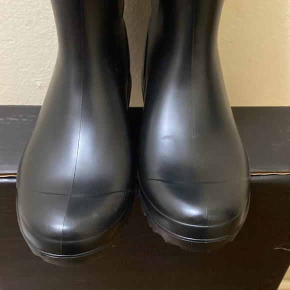 UGG Women's Shelby Matte Rain Boot - Picture 3 of 5